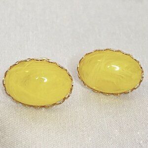 Vintage Screw Back Earrings Yellow Cabochon Oval Stone